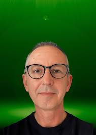 Rob Glenn Radio Presenter & Welsh Voice Artist, Singer & Event Host