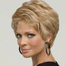 Pin di Barbara Pallone su hair & fashion