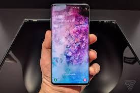 Free guide — how to unlock samsung galaxy smartphones. How To Hide The Samsung Galaxy S10 S Hole Punch Camera Cutout The Verge