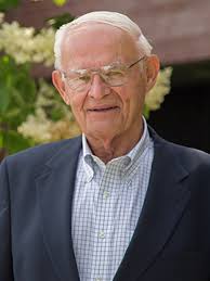 Our Team, Retail Industry Experience, Regional Market Knowledge, Customer  Service