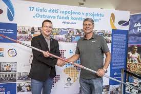 Jan železný was the world record holder in the javelin and favourite for the gold medal at the 1988 seoul games. Jan Zelezny Donates World Record Javelin To Iaaf Heritage Exhibition Press Release World Athletics