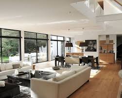 Inspiration Pour Un Grand Salon Design Ouvert Avec Une Salle De Reception Un Mur Blanc Un So Salle A Manger Et Salon Interieur Maison Decoration Salon Ouvert