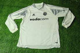 Kostenlose lieferung für viele artikel! Orlando Pirates Away Football Shirt 2005 2006