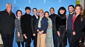 The record includes the full address, along with information about the source of the data that will show whether the address is likely to be current. Berlinale Archive Suk Suk