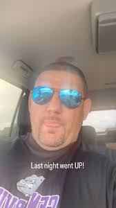 Scott Burdett's Instagram, Twitter & Facebook