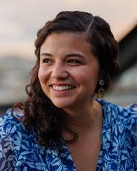 Tabatha Thompson's Instagram, Twitter & Facebook