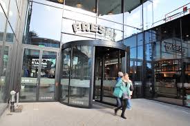 Het nieuwe winkelcentrum ontstaat door de uitbreiding en verbouwing van winkelcentrum leidsenhage in leidschendam, waarvan de afronding in 2019 wordt verwacht. Mega Winkelcentrum Mall Of The Netherlands Open Distrifood