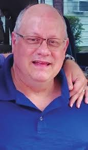 Robin Follett's Instagram, Twitter & Facebook