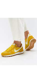 Nike Internationalist Trainers in Yellow - Lyst