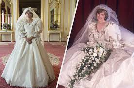 Lady kitty spencer dresses exactly like her aunt princess diana. The Princess Diana Wedding Dress The Crown Didn T Show