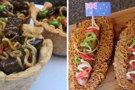 Salah satu ciri khas indomie adalah menampilkan iklan ramadan. 12 Kreasi Unik Indomie Ala Kafe Di Australia Nyeleneh Banget