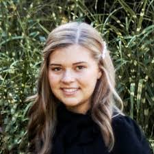 Dana Rowden's Instagram, Twitter & Facebook