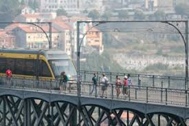 Propriedade da câmara municipal do porto, o funicular esteve concessionado à metro do porto desde a sua construção, em 2004. Expansao Da Rede Do Metro Do Porto Vai Ser Definida Ate Ao Final Do Ano Transportes Publico