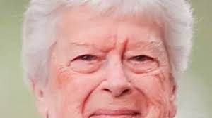 Anne Cummins's Instagram, Twitter & Facebook