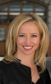 Amy Humble's Instagram, Twitter & Facebook