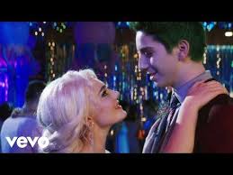 Milo Manheim Meg Donnelly Someday Reprise From Zombies 2 Youtube Meg Donnelly Zombie Disney Zombie Music