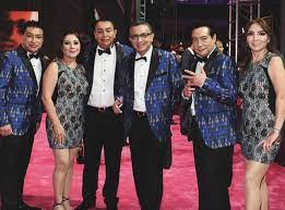 Music video by los ángeles azules performing 17 años. U9esftjlxhkktm