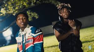 Fans can also expect to receive the kid laroi's debut studio album sometime in 2022, but a tentative date or time of year remains a mystery. Songs By Juice Wrld Nba Youngboy Niall Horan Tones I Debut On Billboard Hot 100