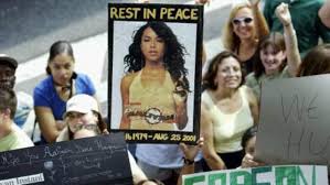 An eyewitness claimed the late singer aaliyah was drugged and carried — unconscious — aboard the plane before her fatal 2001 crash in the bahamas. 15 Years Ago Aaliyah Dies In Bahamas Plane Crash