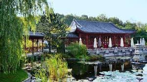 Botanische nacht im botanischen garten berlin auf 27. Feng Shui Chinesischer Garten In Berlin Wohnen Gesellschaft Planet Wissen
