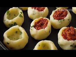 اكلات بالبطاطس سهلة و لذيذة اكلات سريعة التحضير Youtube Food Food And Drink Baked Onions