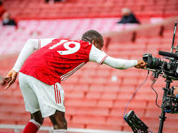 With mel blanc, bea benaderet, arthur q. B R Football On Twitter Nicolas Pepe Hit A Goal So Clean He Went Straight To The Camera To Celebrate