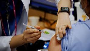.bordeaux vont pouvoir être rapidement vaccinés, sans conditions, après la découverte d'un cluster de quelques dizaines de personnes testées positives à un variant «très rare», a expliqué vendredi 21. Yntofdapnq Ocm