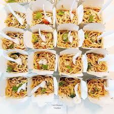 20 Tips For Socially Distanced Entertaining Savoury Style In 2020 Food Picnic Food Individual Servings Party