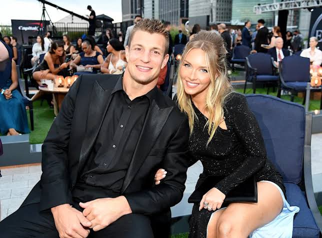 Rob Gronkowski Describes His Perfect Day Off With Girlfriend Camille Kostek