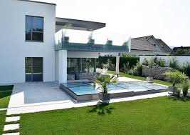 Kratzfeste Pooluberdachung Aus Echtglas Made In Austria Uberdachungen Pooluberdachung Pool