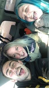 Doris Dumais's Instagram, Twitter & Facebook