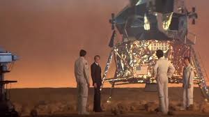 Capricorn One (1977) Review - Fantastic Premise, Bland Characters