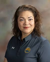 Laura Shilling's Instagram, Twitter & Facebook