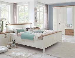 Mit einem schlichten mit hohen bettpfosten und luftigen stoffbahnen wird das himmelbett zur kleinen ruheinsel im hektischen. Bett 140x200 Nordic Dreams Luxus Hohe Kiefer Champagner Wildeiche Casade Mobila