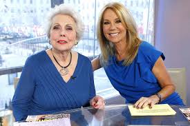 Nfl Legend Frank Gifford Leaves Most Of His Estate To Kathie Lee And Their  Children | Daily Mail Online