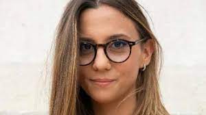 The jackal is the titular main antagonist in the 1971 novel the day of the jackal, its 1973 film adaptation of the same name, and its 1997 remake the jackal. 7vmjoqk3v4eawm