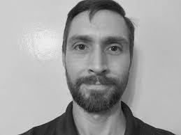 Wade Holden's Instagram, Twitter & Facebook