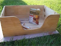 Hundebett Selber Bauen Anleitung Wunderschone Hundebett Aus Weinkiste Selber Machen Fa R Kleine Hunde Hundebett Selber Bauen Selber Bauen Anleitung Hunde Bett