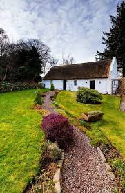 Cottage In Swanston Hamlet In The Pentland Hills Near Edinburgh Scottish Cottages Cottage Garden Scotland
