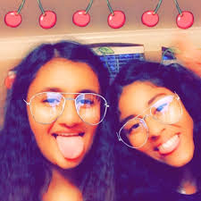 Neha's Closet (@nehadharani_)