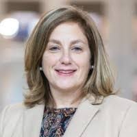 Ella Curry's Instagram, Twitter & Facebook