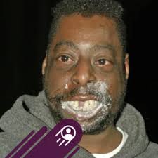 Julius Randle has the worst FG% through six games since 1959 (minimum 75  attempts). He's shooting 26-96 FG (27.1%)