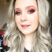 Erin Reeve's Instagram, Twitter & Facebook