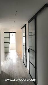 pin op industriele deuren en ramen