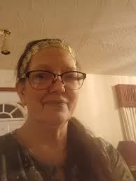 Hello, my name is Suely, 67 years ,widow, 4 children, 3 grandchildren, I  live in Brazil, I like to travel, go to the theater, shopping, restaurants,  stay at home watching a series,