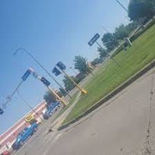 Best Buy Grand Forks 11 Reviews Appliances 3751 32nd Ave S Grand Forks Nd Phone Number Yelp