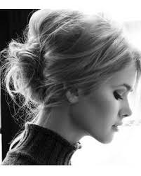 Those who keen on sporting youthful hairstyles will fall in love with these two cute space buns that sit on sweet wavy hair. Cute Bun Hairstyles For Short Hair