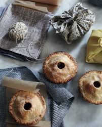 Food gifts for men, food gifts for women, corporate food gifts it's all here. 33 Diy Holiday Food Gifts For Everyone On Your List Martha Stewart