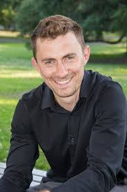 Amy Lueders's Instagram, Twitter & Facebook