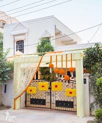 Soumya Vivek Marigold Weddings Pictures Wedding Planner In Hyderabad Wedmegood Marigold Wedding Desi Wedding Decor Indian Wedding Decorations A wide variety of flower gate decoration options are available to you
